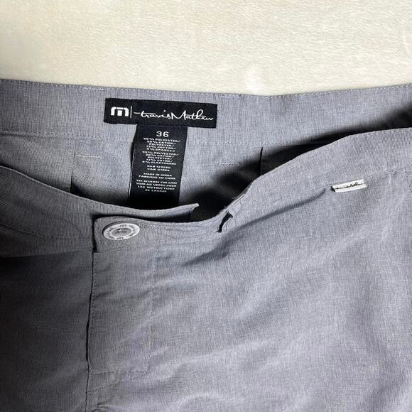Travis Mathew Performance Golf Shorts Men's 36 Gray Lightweight Wicking Chino - Picture 2 of 8